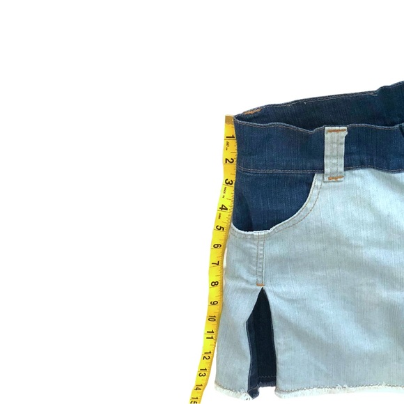 Dolce & Gabbana Vintage Logo Medallion Mini Skirt - Picture 4 of 9